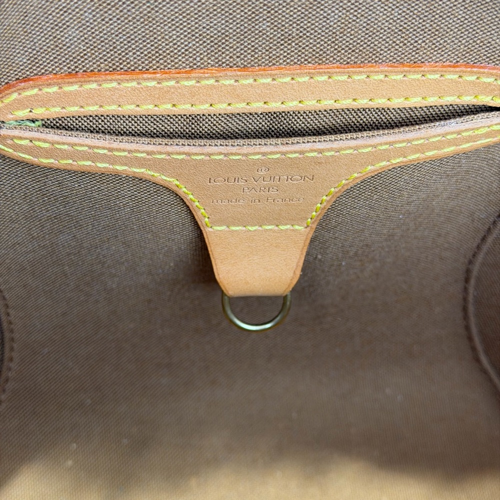 Authenticated Louis Vuitton MM Ellipse Monogram Handbag COA included - Picture 13 of 13